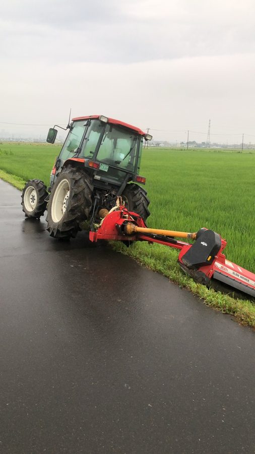 トラクターでの農作業